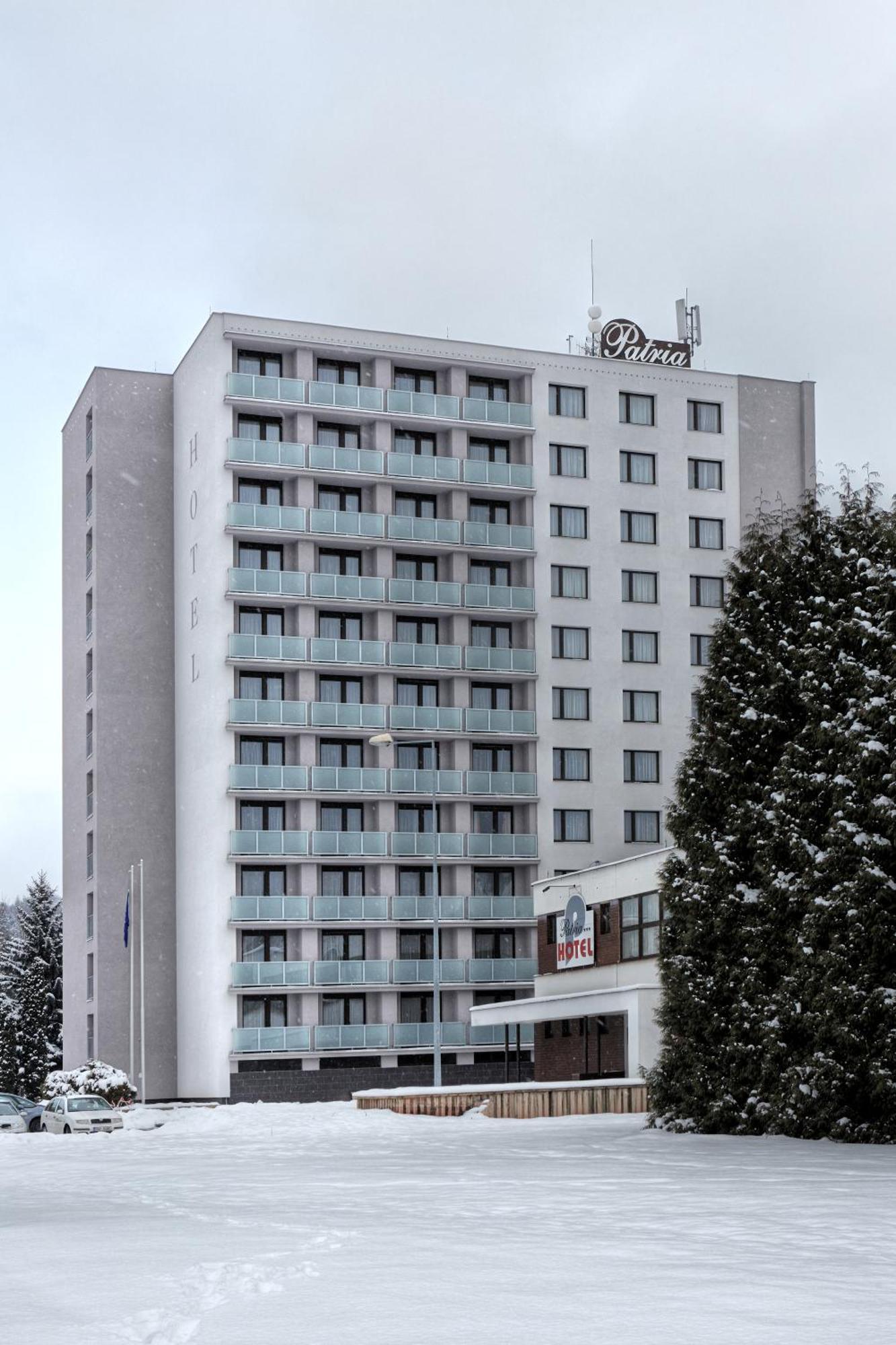 Patria Hotel Trutnov Exterior photo